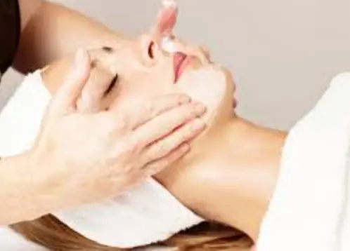 Simple Steps To Give Yourself A Facial Massage At Home