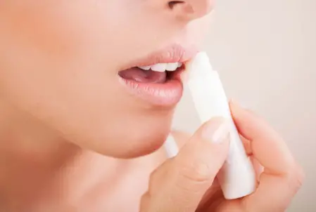 How to Apply Lip Balm