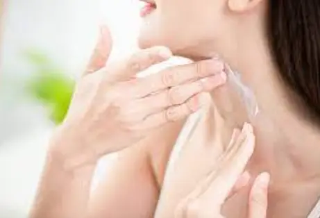 How to properly apply your neck firming cream 