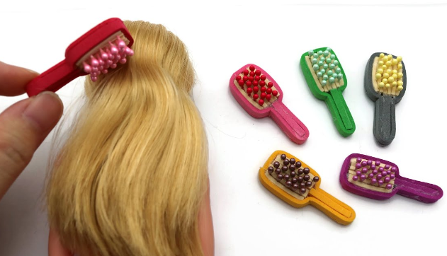 Brush Anti Static Detangling Girls Doll Wig Hair Brushes 