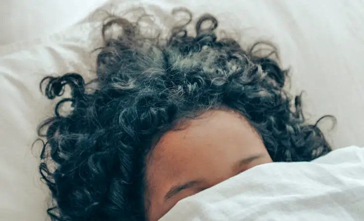 How to sleep with Curls