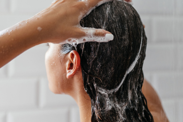 Hair Washing Mistakes That Will RUIN Your Hair